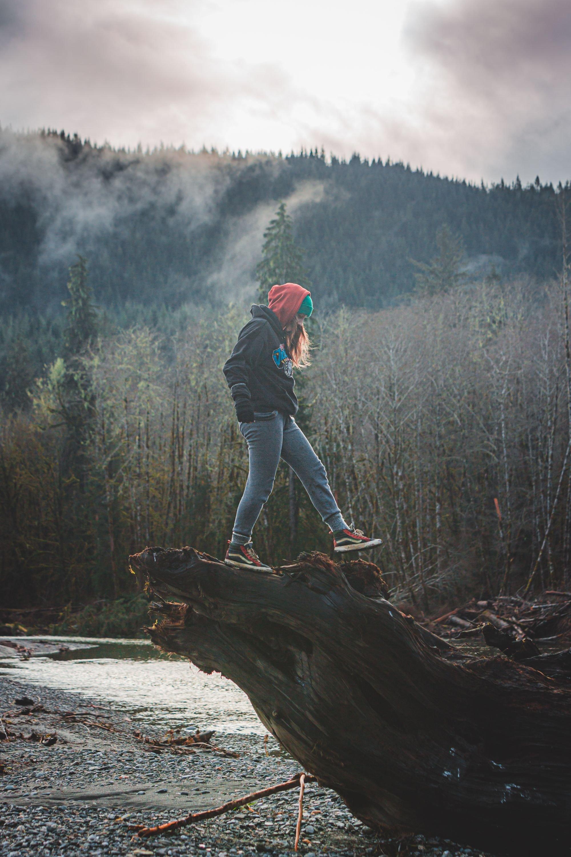 carousel-hero-element image-4